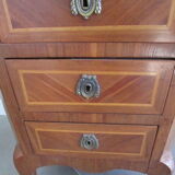 Meuble semainier ancien en bois marqueté et ornements bronze