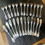 Set of 12 ERCUIS fish forks and 12 fish knives, Vieux Paris model