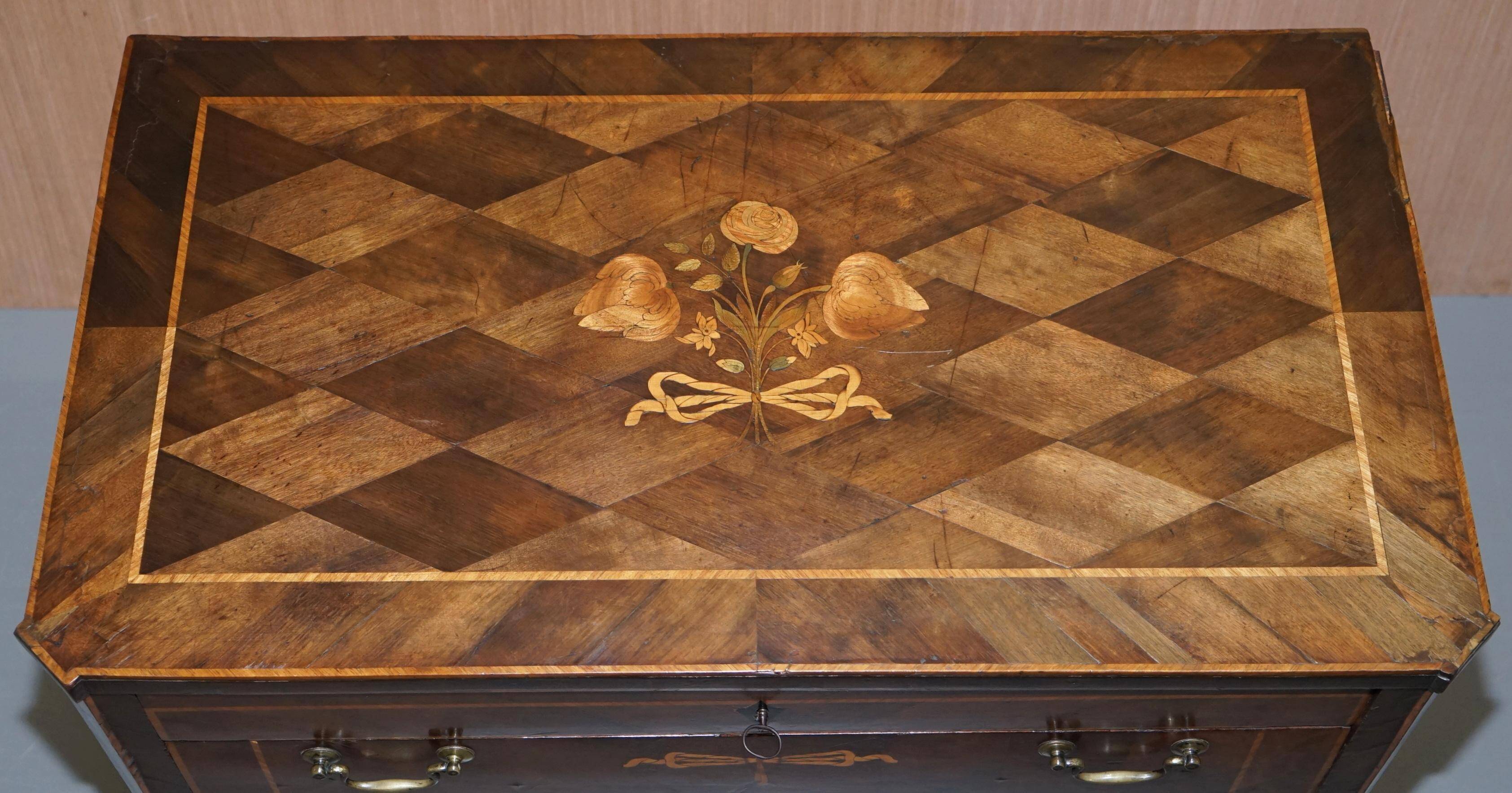Rare commode with continental marquetry parquetry circa 1780