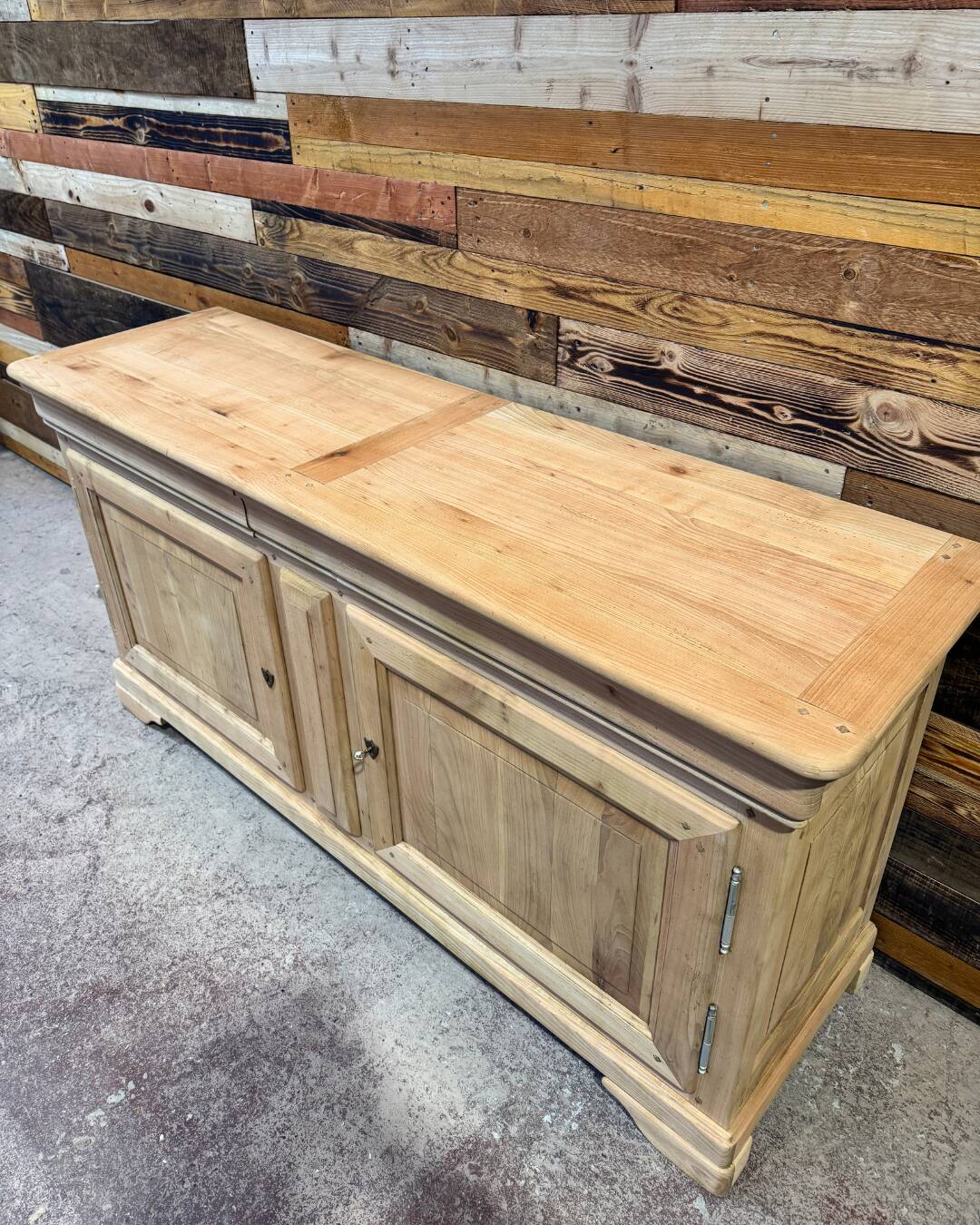TV unit in cherry wood