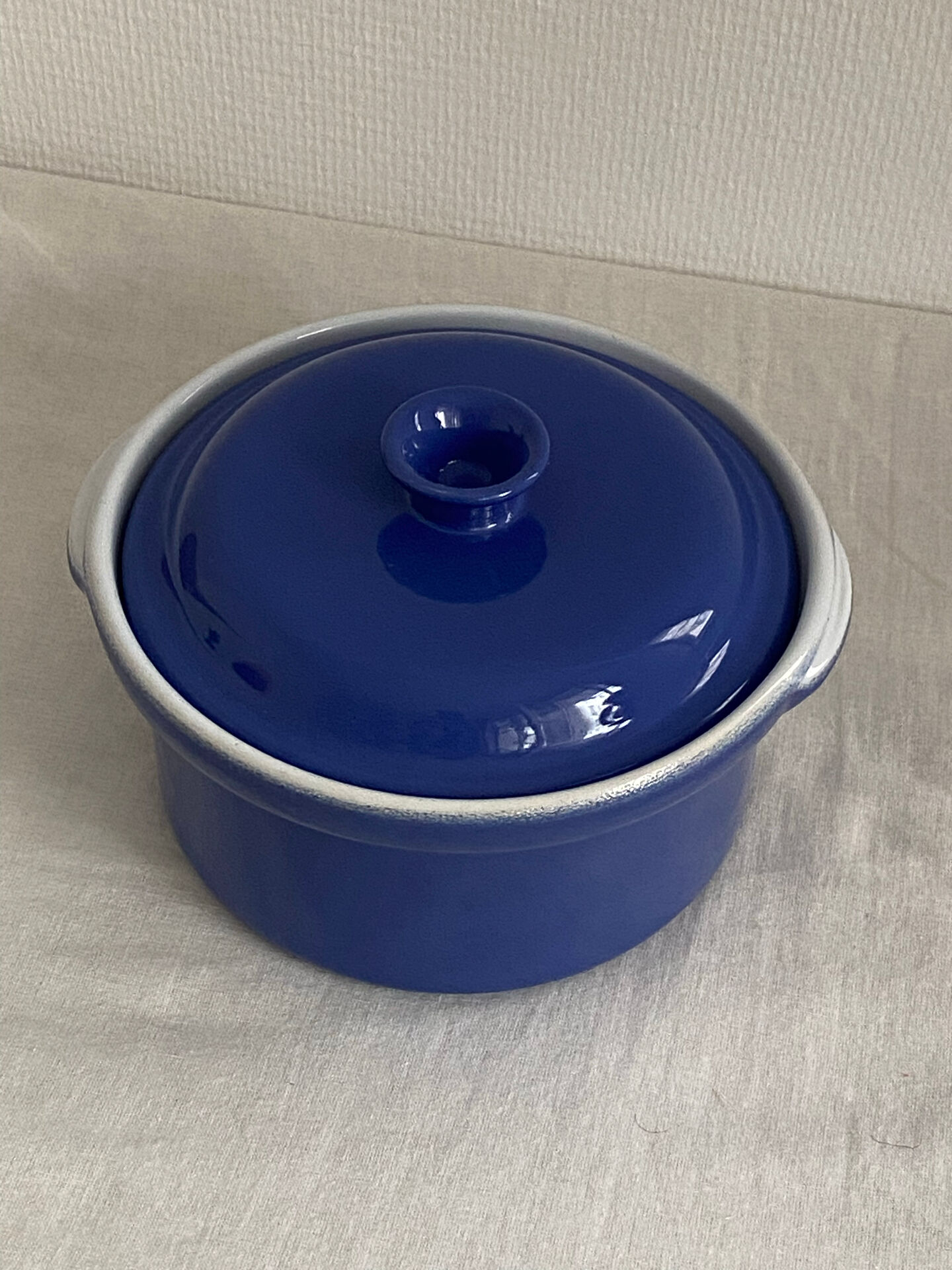 Cocotte en céramique bleue Emile Henry
