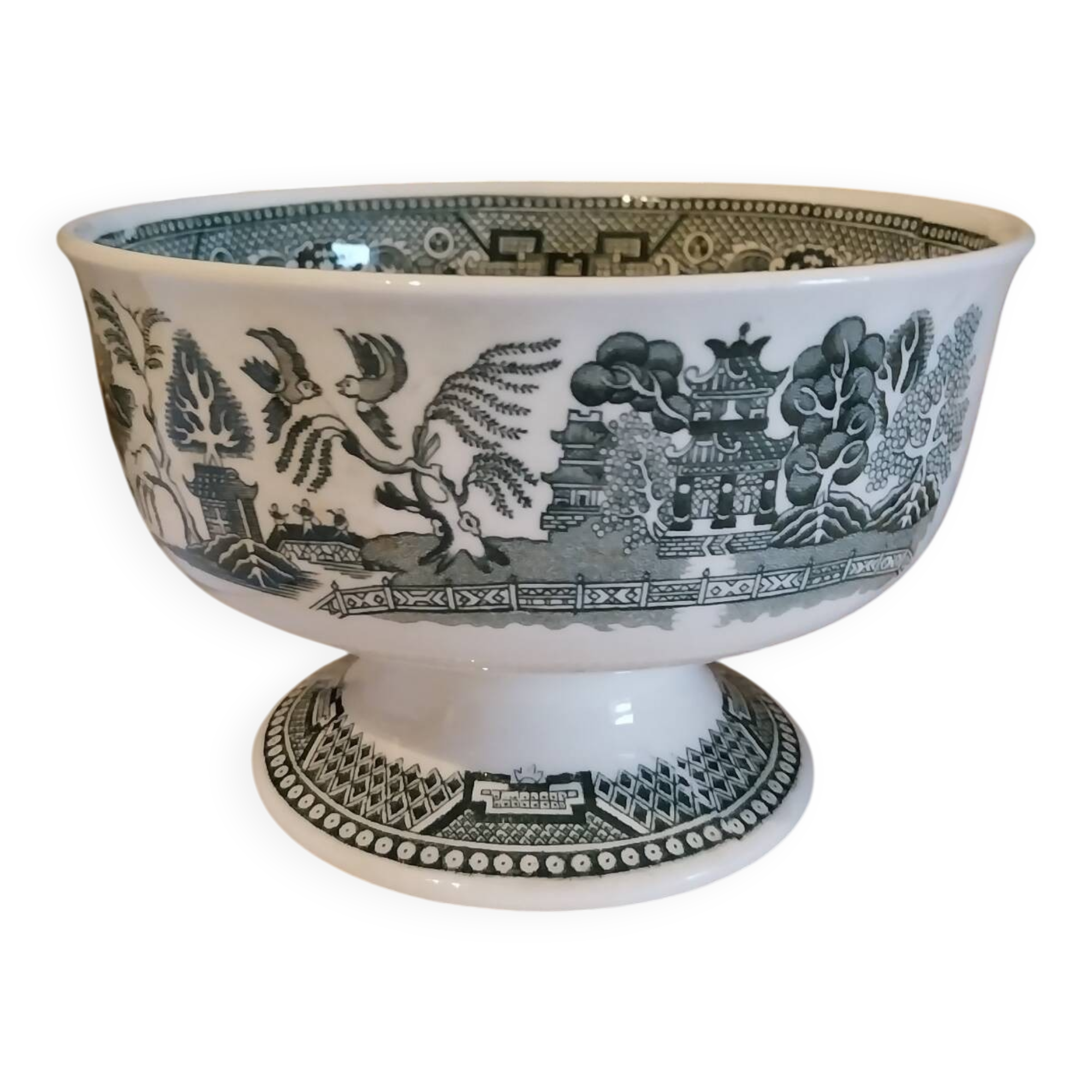 Large bowl from the Royal Sphinx Willow model buffet.