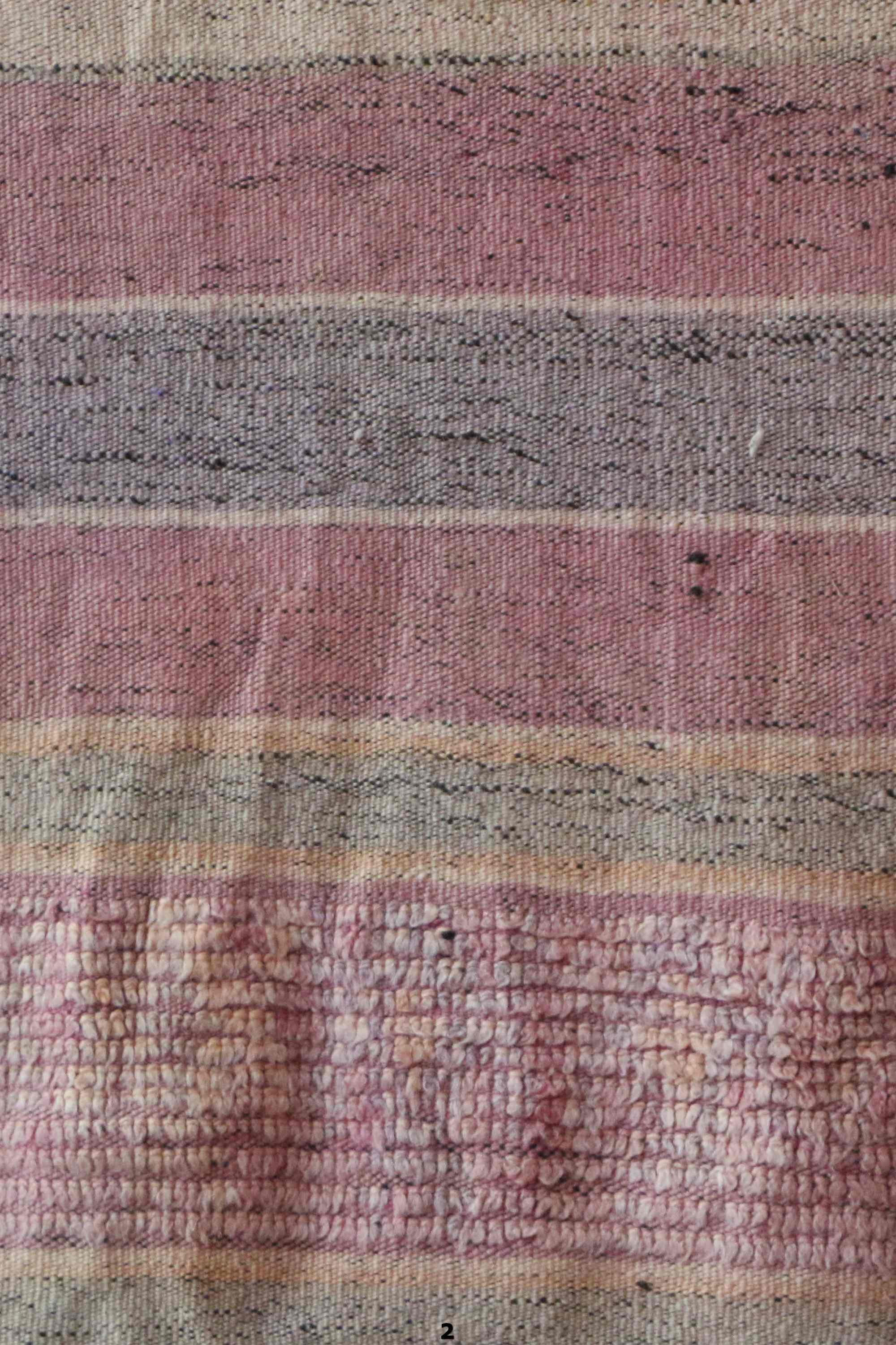 Moroccan berber carpet - 153 x 240 cm