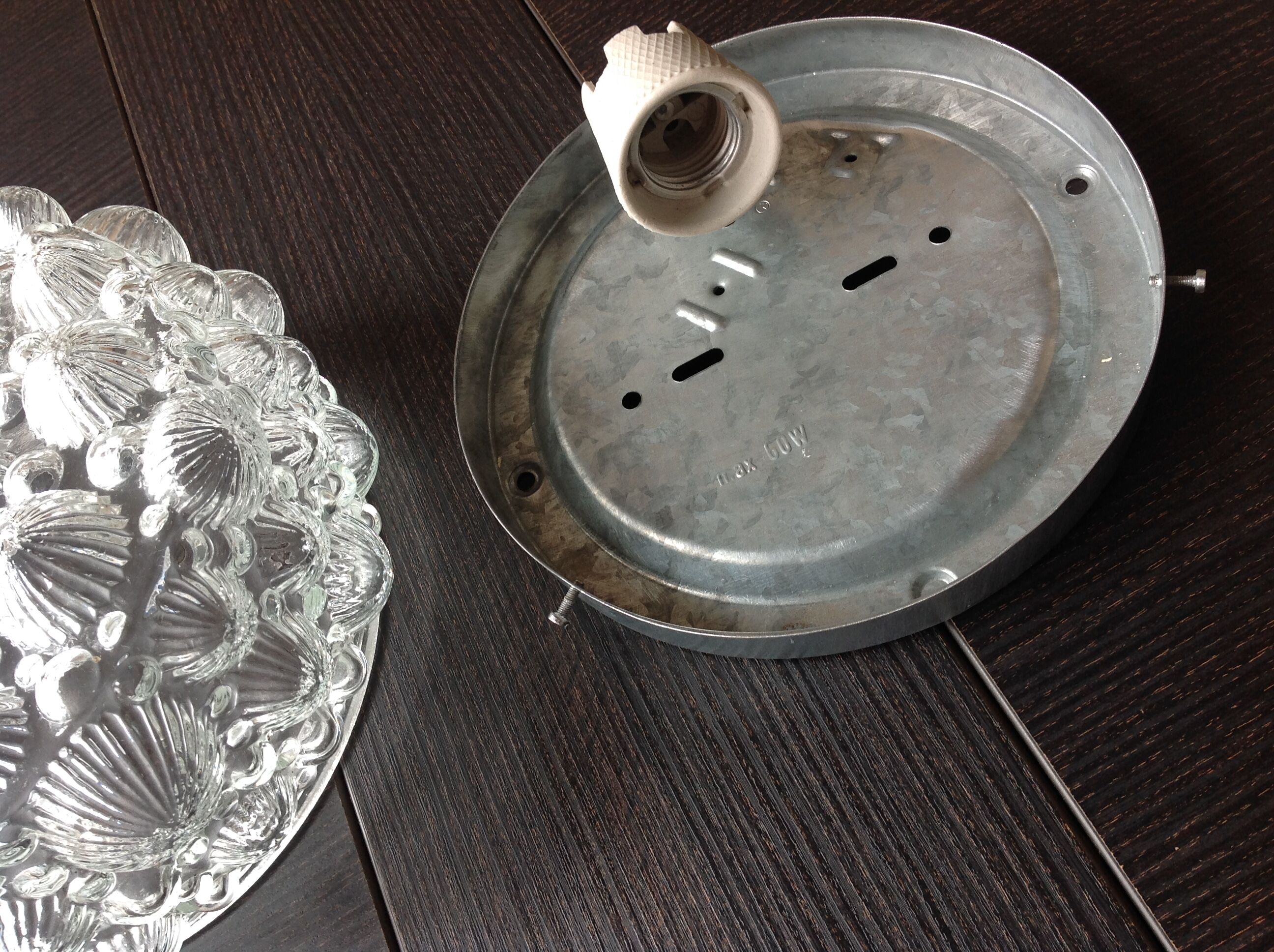Round ceiling lamp in bubbled glass / vintage 60s-70s