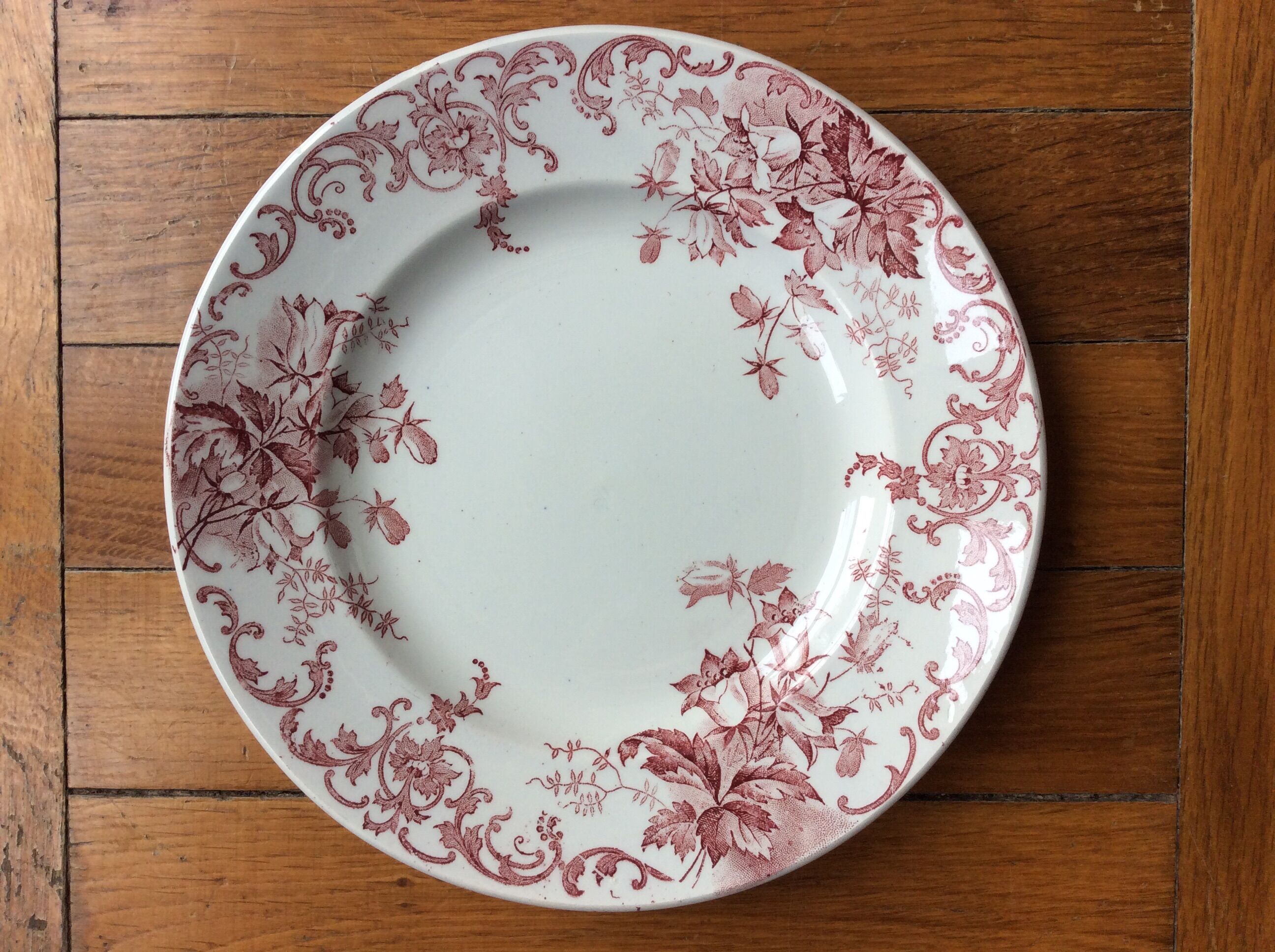 Series of 6 old flat plates Iron Land