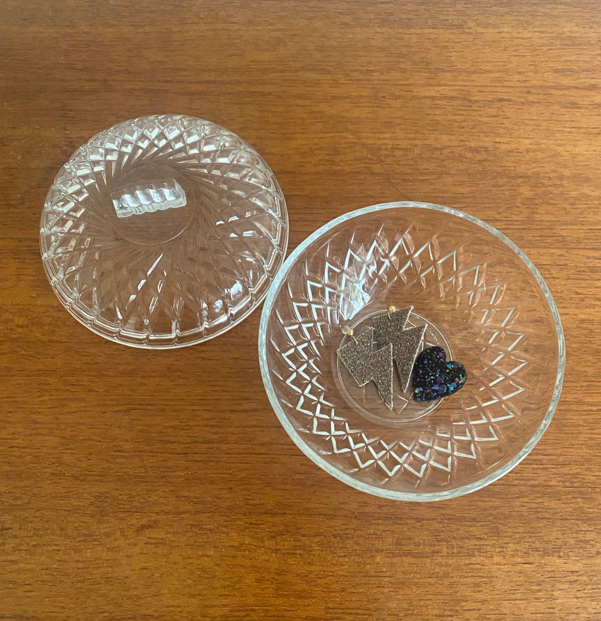 Sugar bowl or candy holder