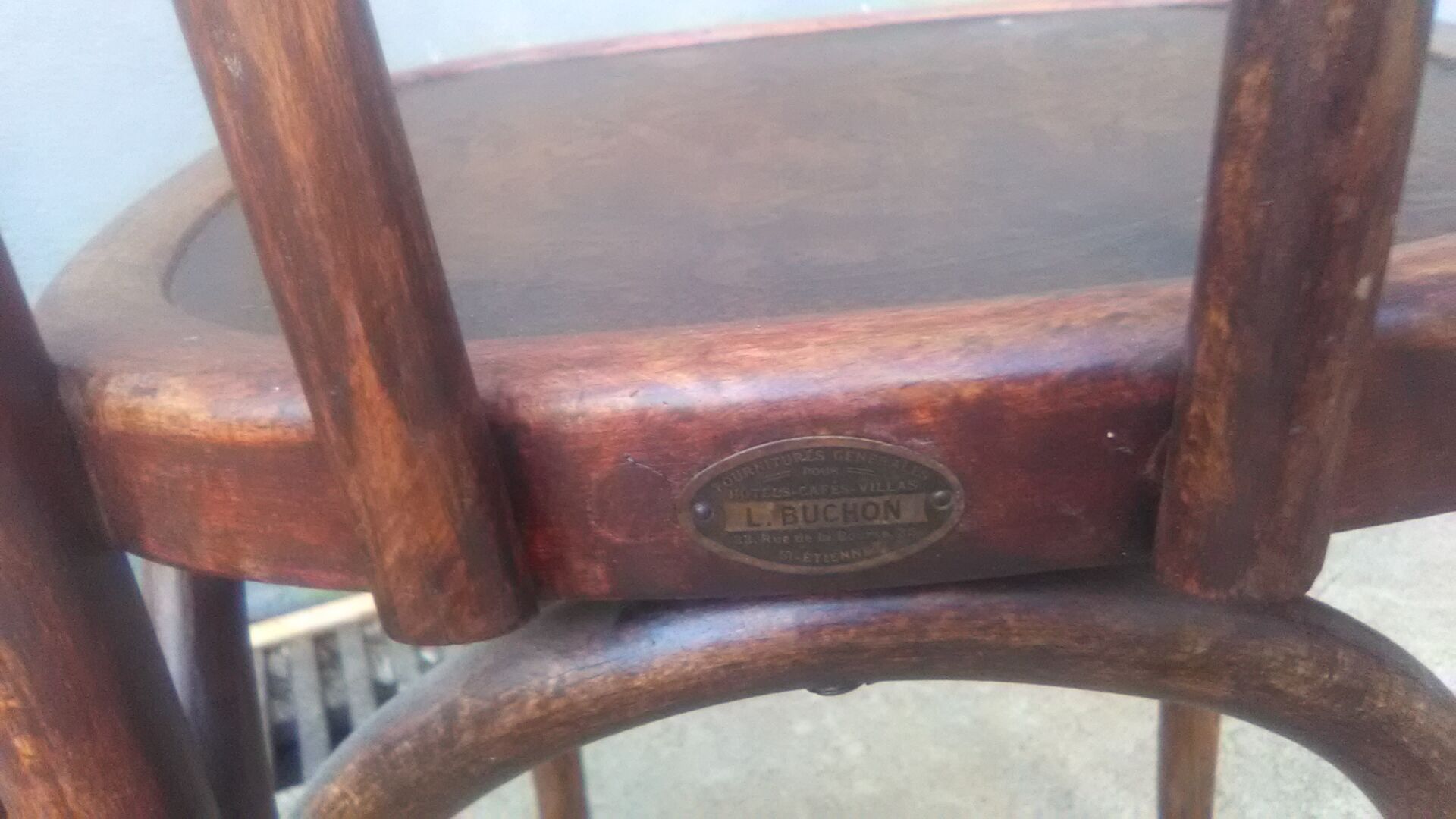 Lot of 6 mismatched bistro chairs