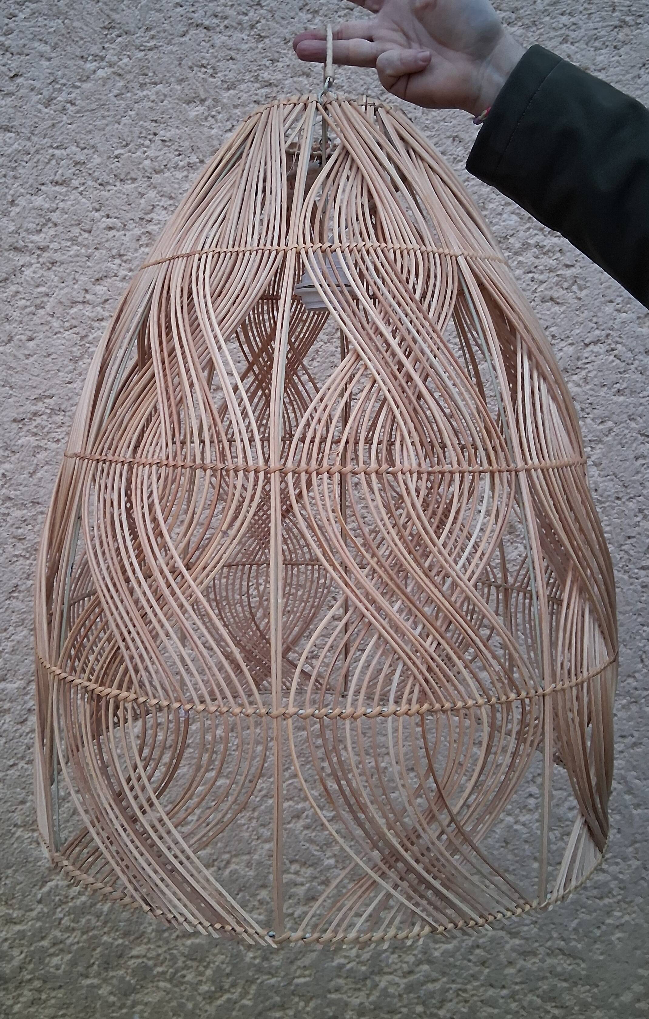 Rattan suspension