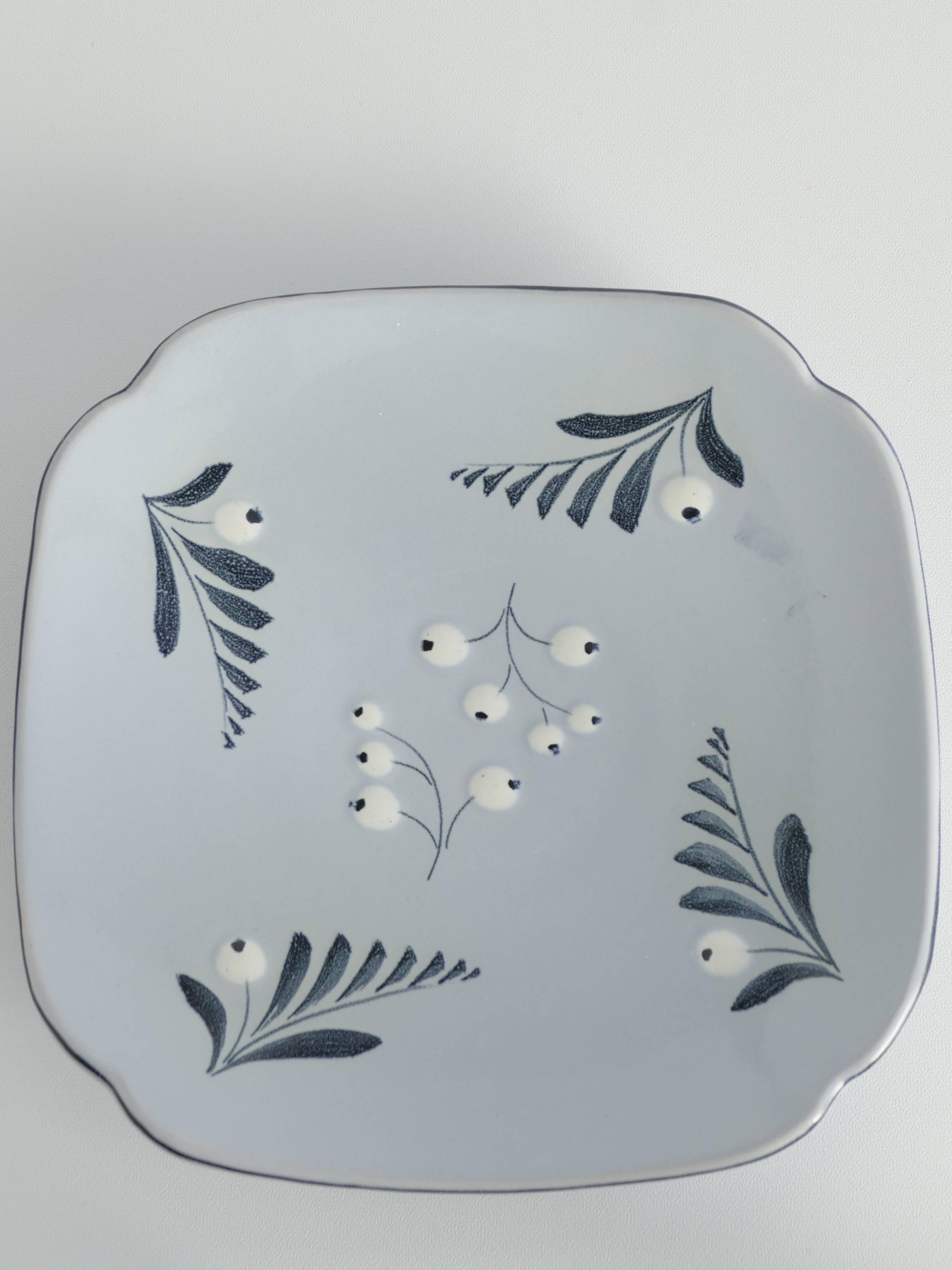 Mid-Century Modern French Blue Plate by Eva Jancke-Björk for Bo Fajans, Sweden