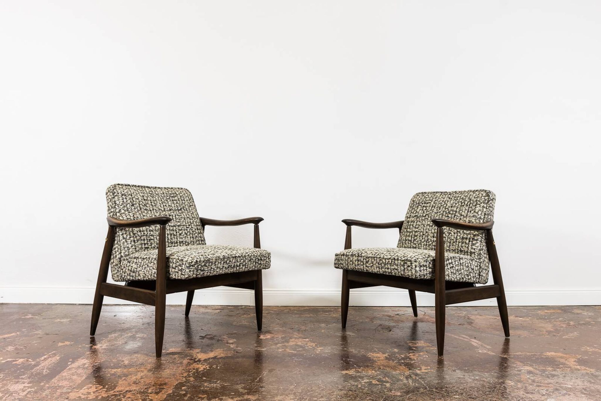 Customizable Pair Of Restored Mid Century Armchairs By Juliusz Kędziorek, 1960s