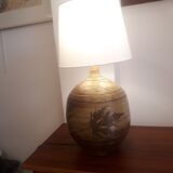 Vallauris lamp decorated with foliage