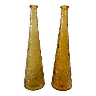 Duo of Empoli Italy carafes in amber glass from the 60s
