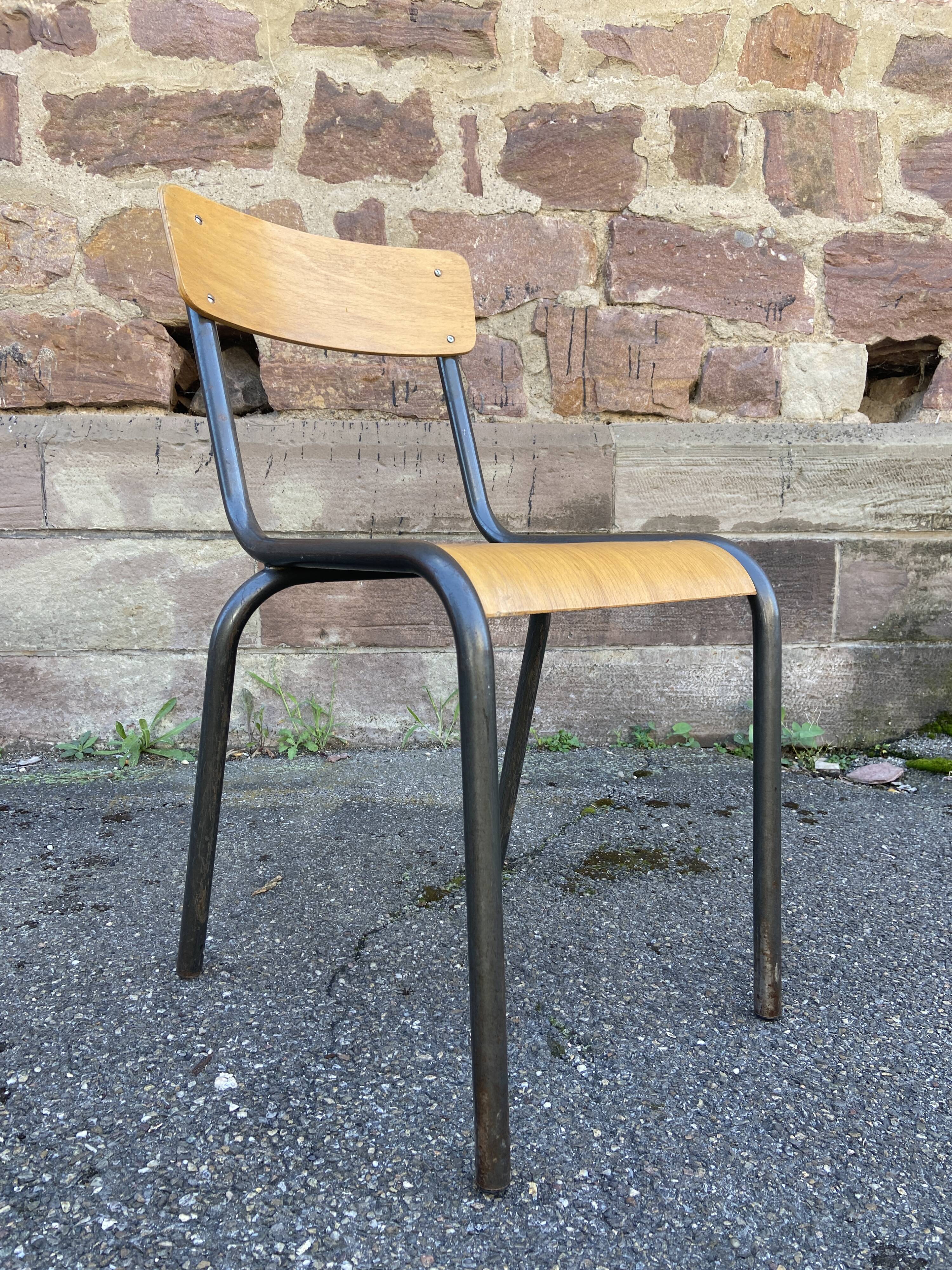 Lot de 6 chaises industrielles école vintage collectivités mullca delagrave tube & bois