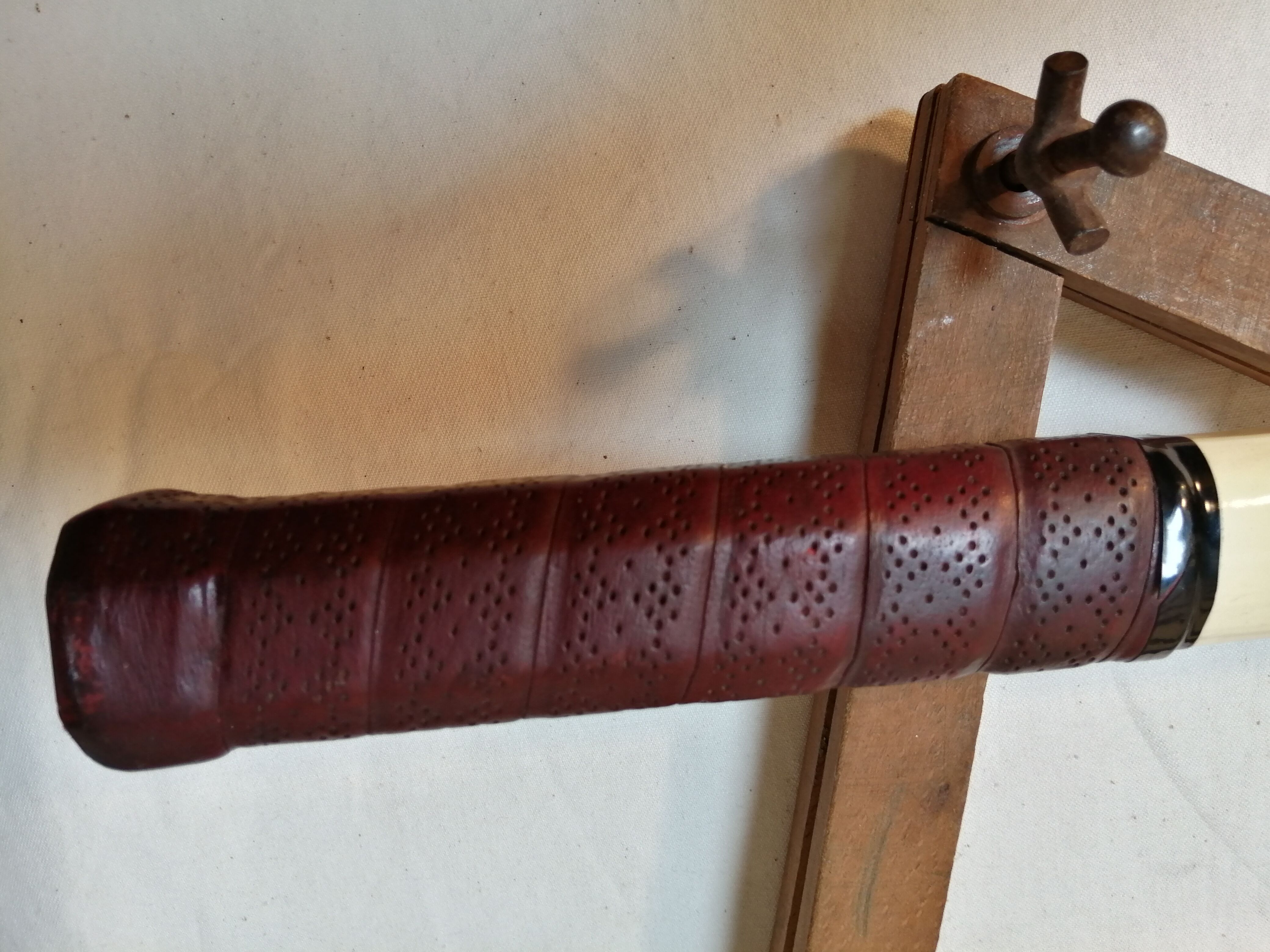 Vintage tennis racket Red star Montana