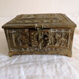 Old bronze jewelry box of nineteenth century high period.