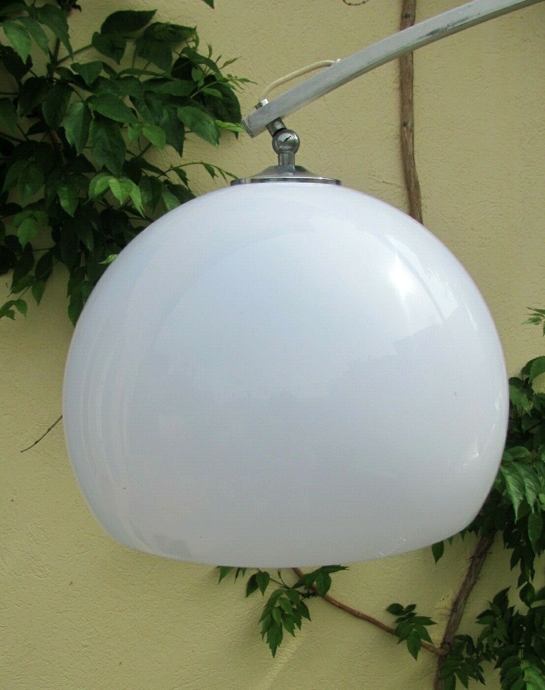 Arc lamppost - telescopic - travertine base -