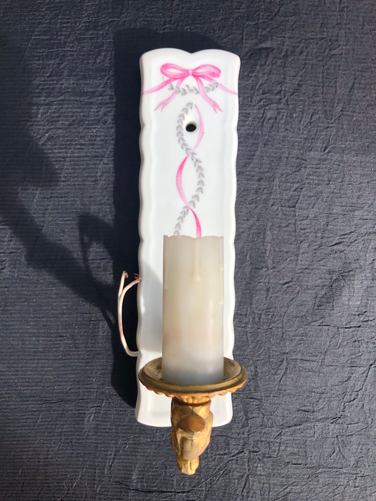 Porcelain wall light