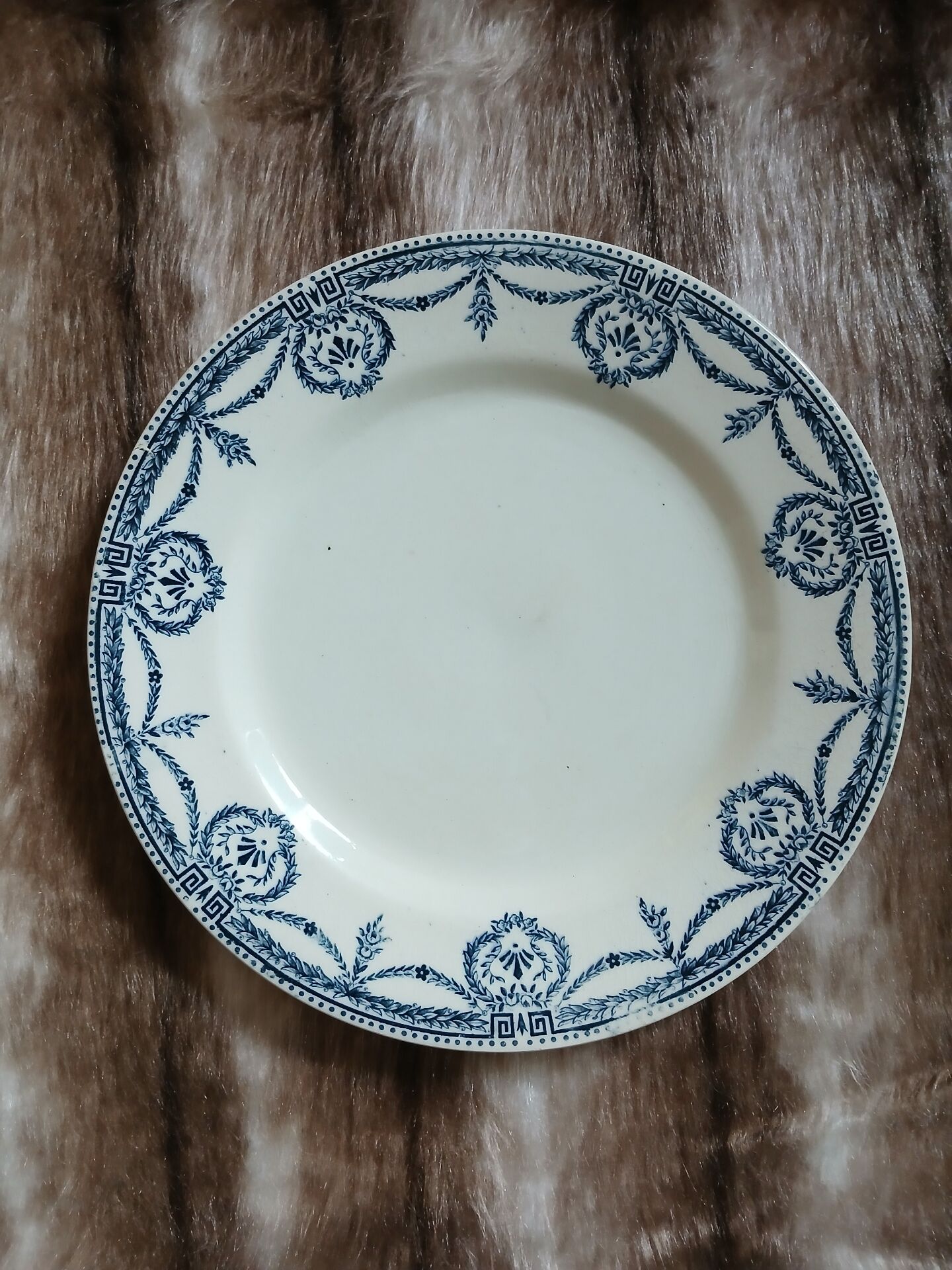 8 mismatched ironstone dinner plates