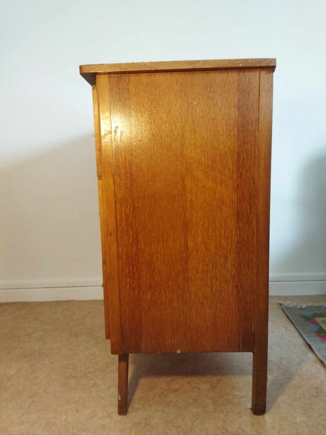 Vintage chest of drawers