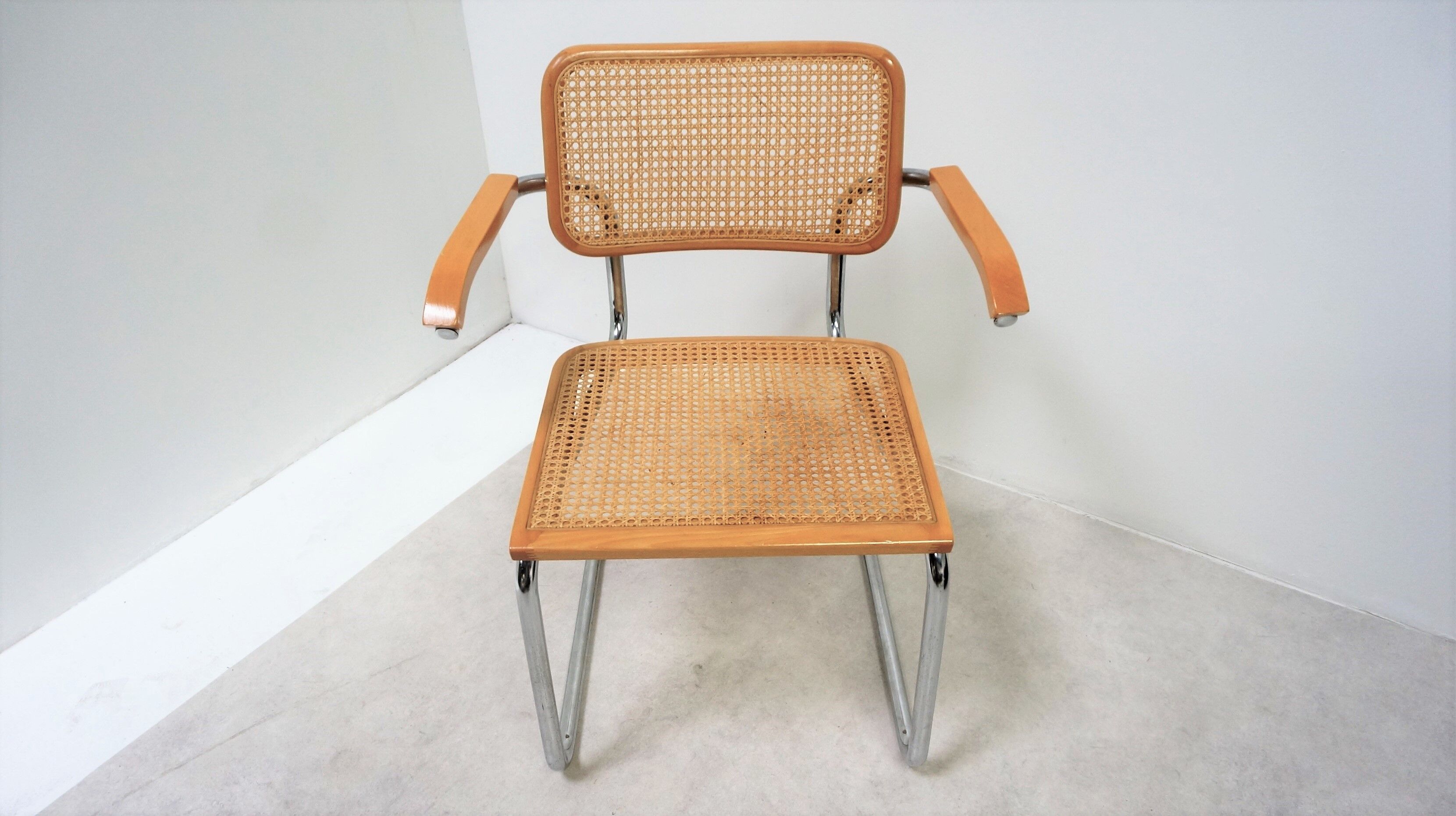 B64 Cesca armchair