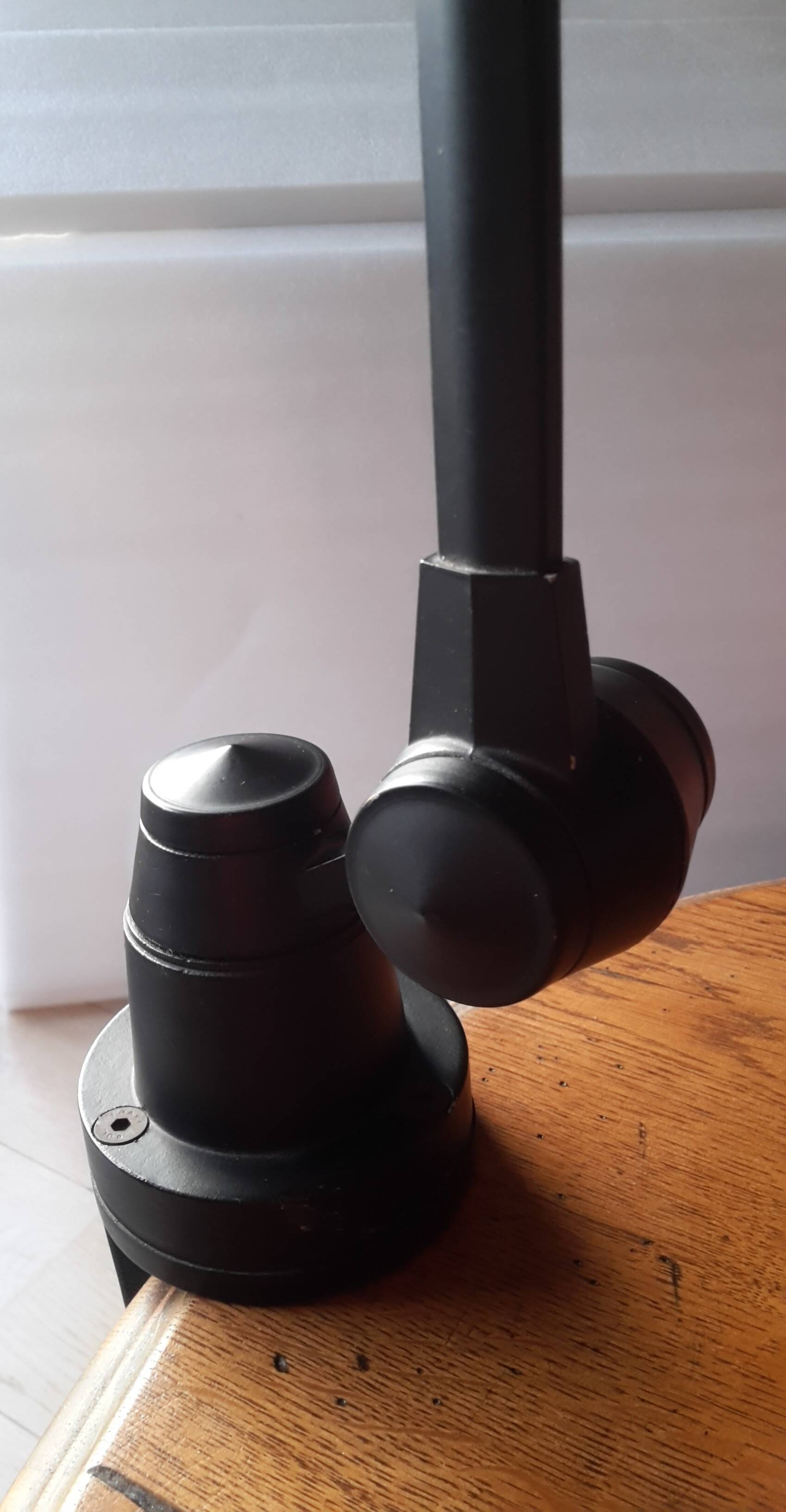 Old black Jieldé workshop lamp with clamp, 2 arms (35 and 50cm) - E27 150W.