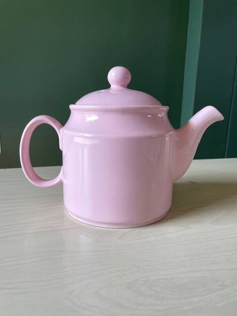 Pink sadler teapot