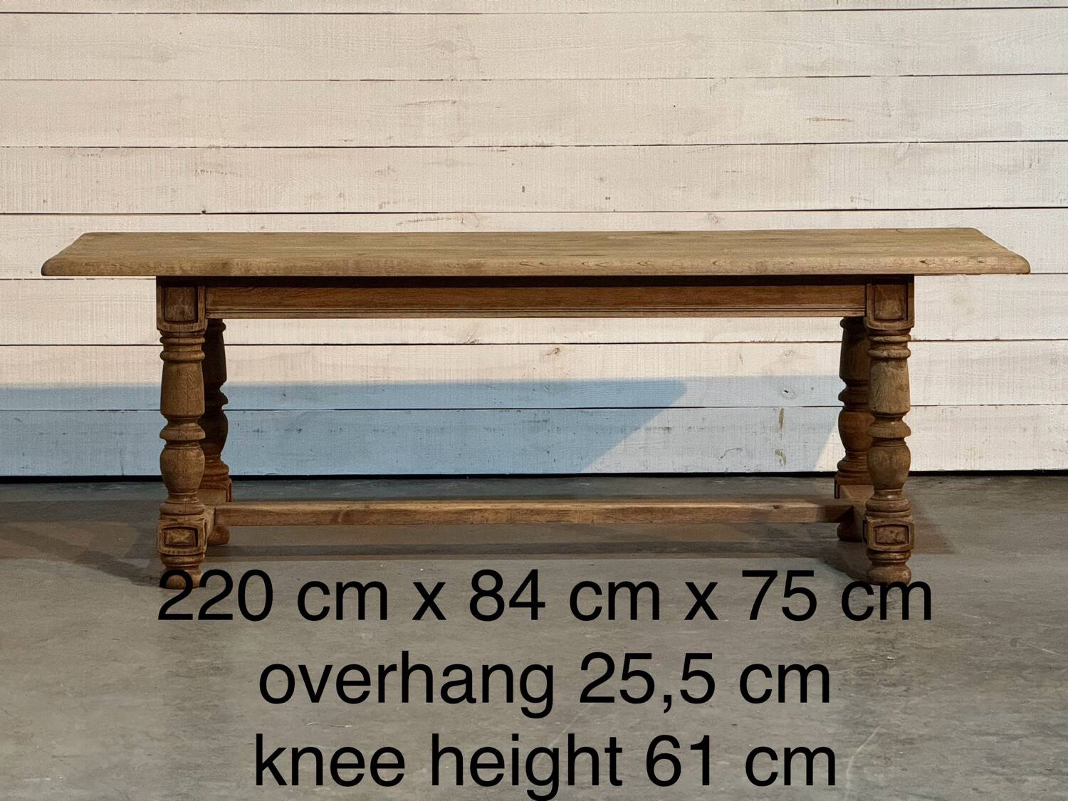 Farmhouse table