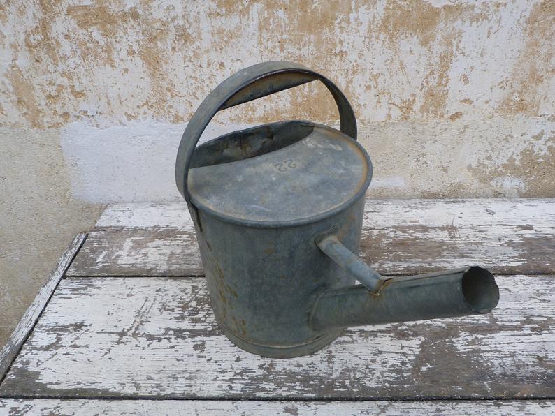 Former zinc watering can