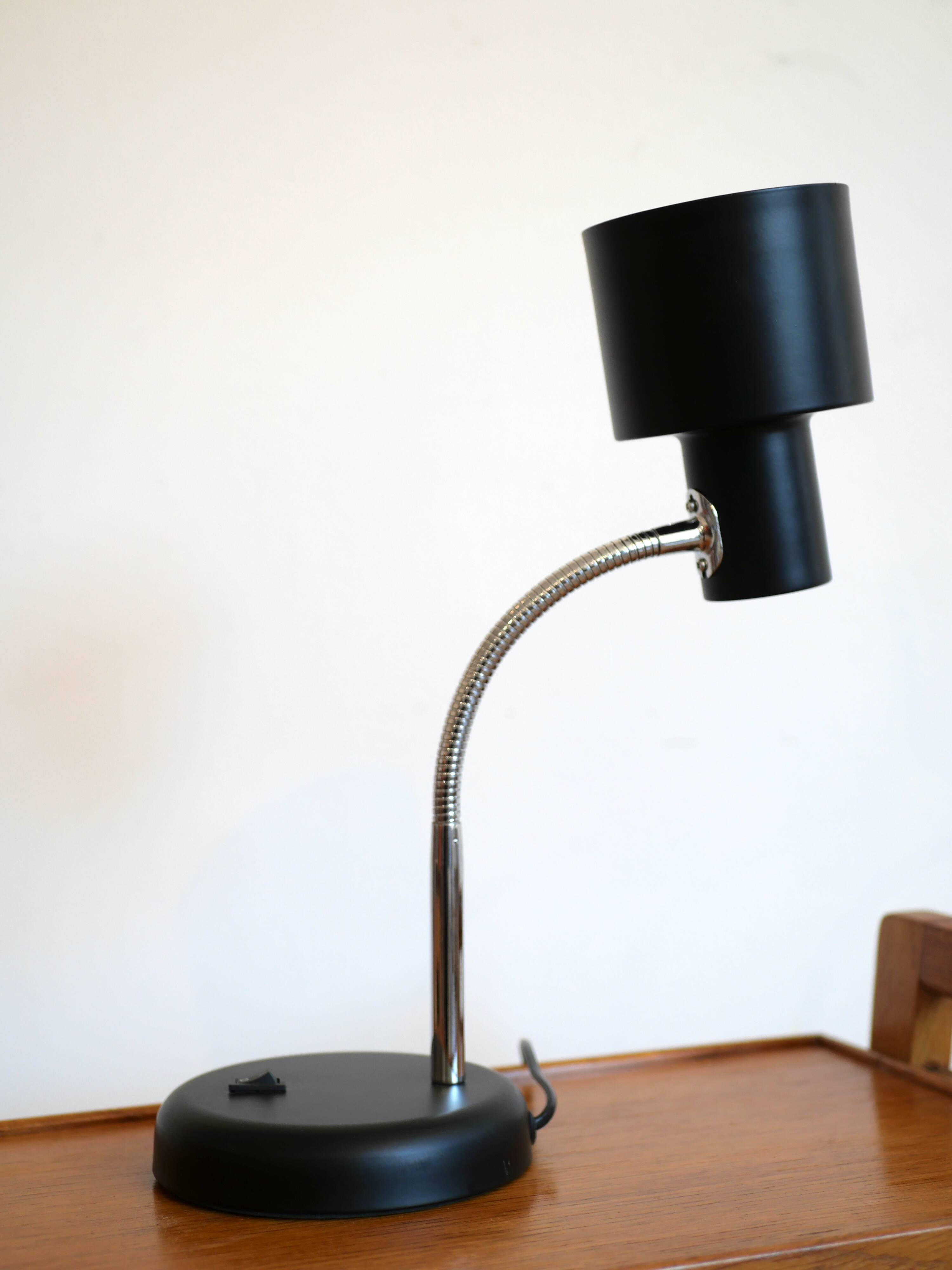 Matte black metal desk lamp
