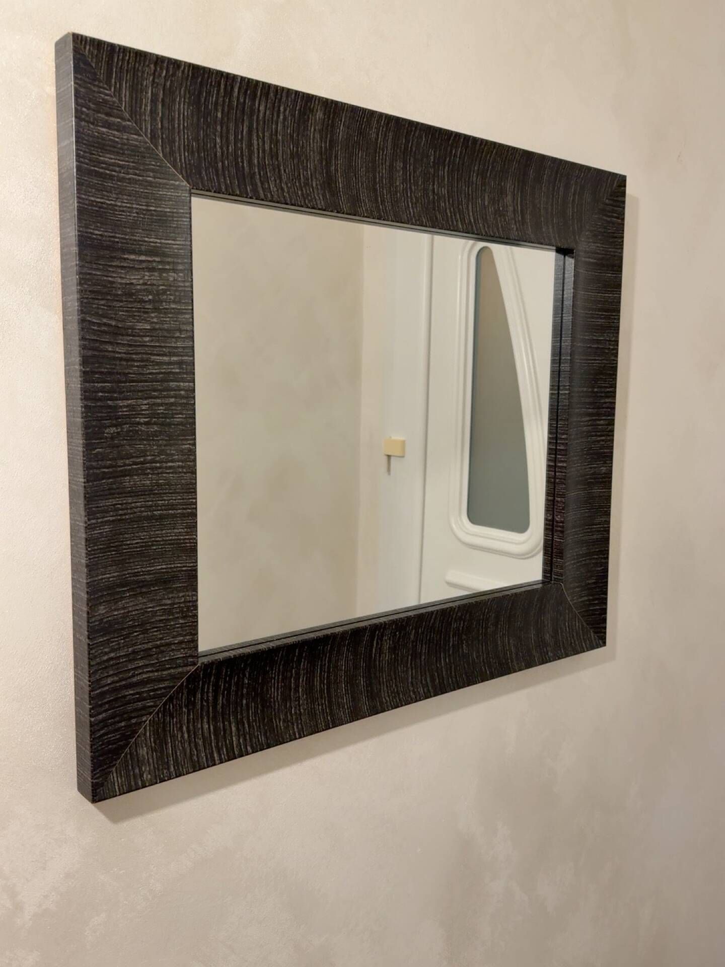 Large rectangular wall mirror – Textured relief frame – 68 × 57.5