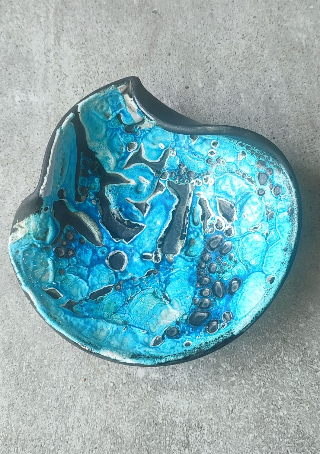 Cyclops ceramic pocket emptier by Emaux des Glaciers