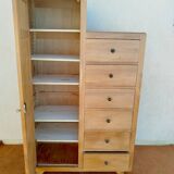 Asymmetrical furniture with compass feet from the 50s/60s