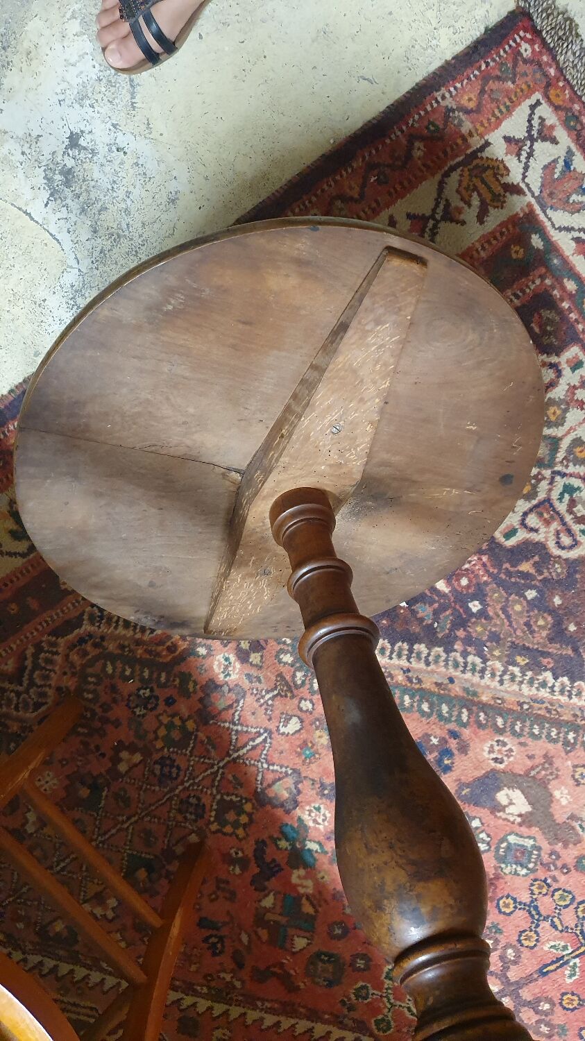 Walnut pedestal table