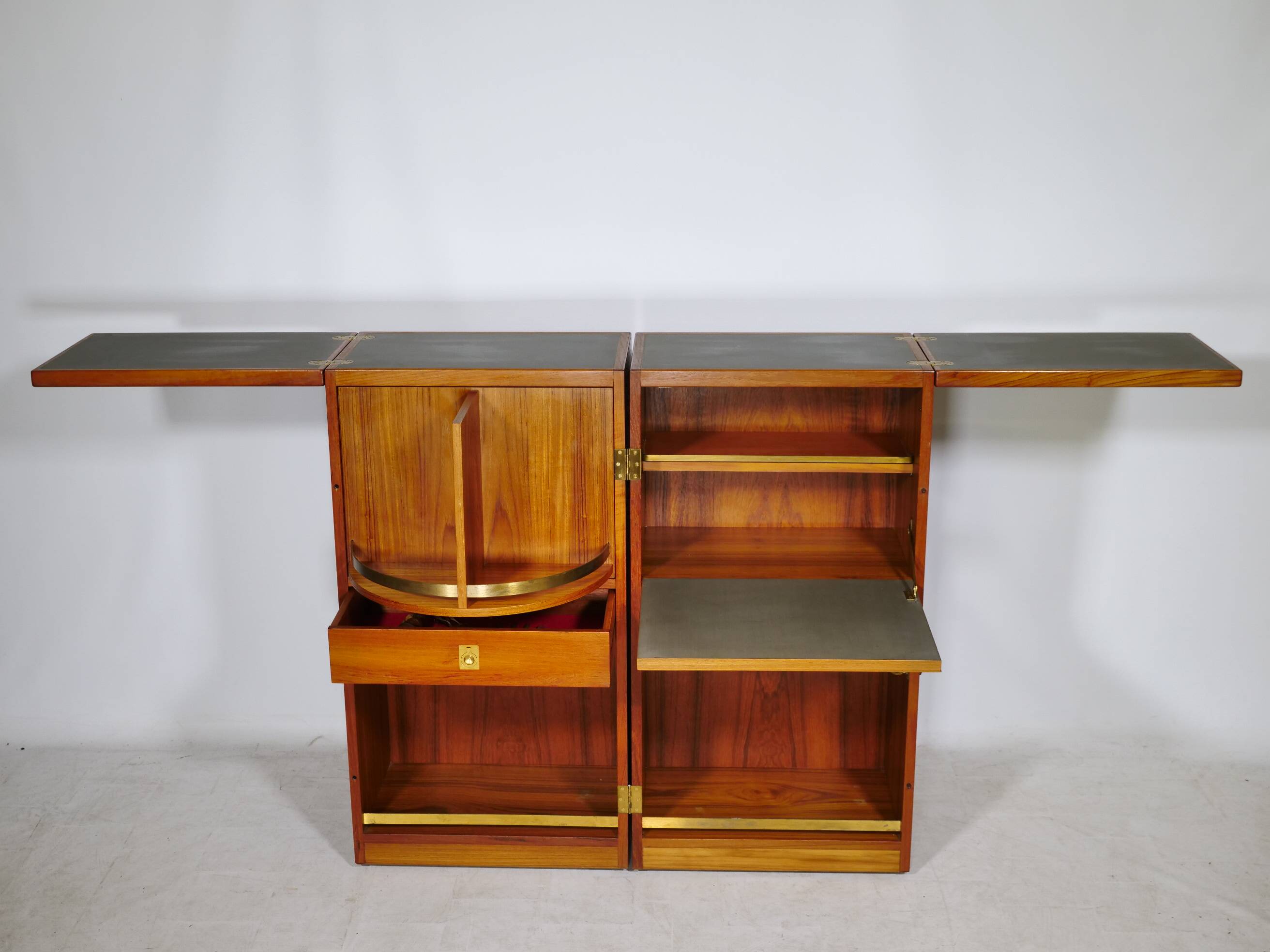 Mid Century Teak Captain's Bar by Reno Wahl Iversen for Skovby, 1960s