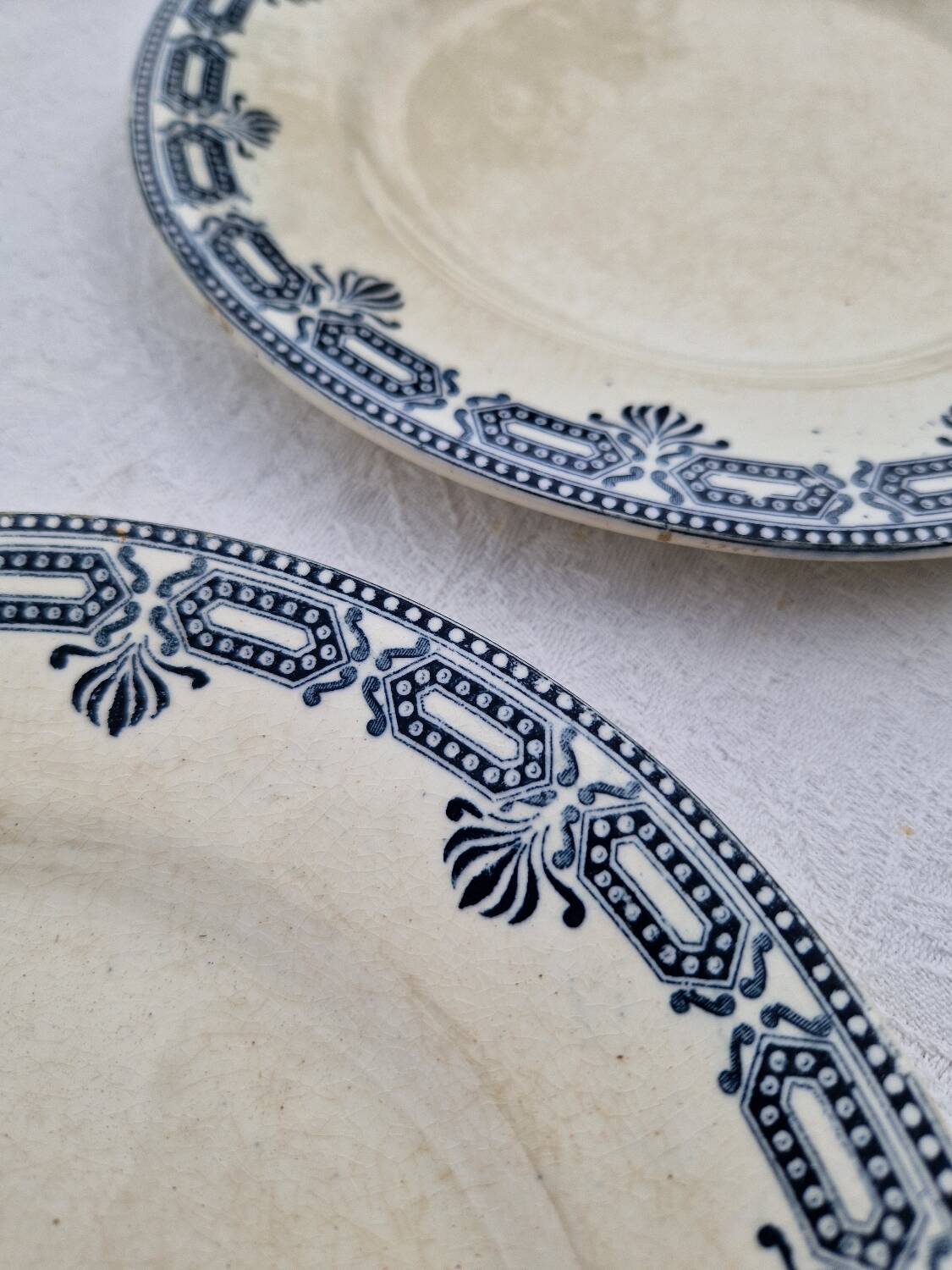 Set of 11 Dessert Plates Ter De Fer Salins Rivoli Model