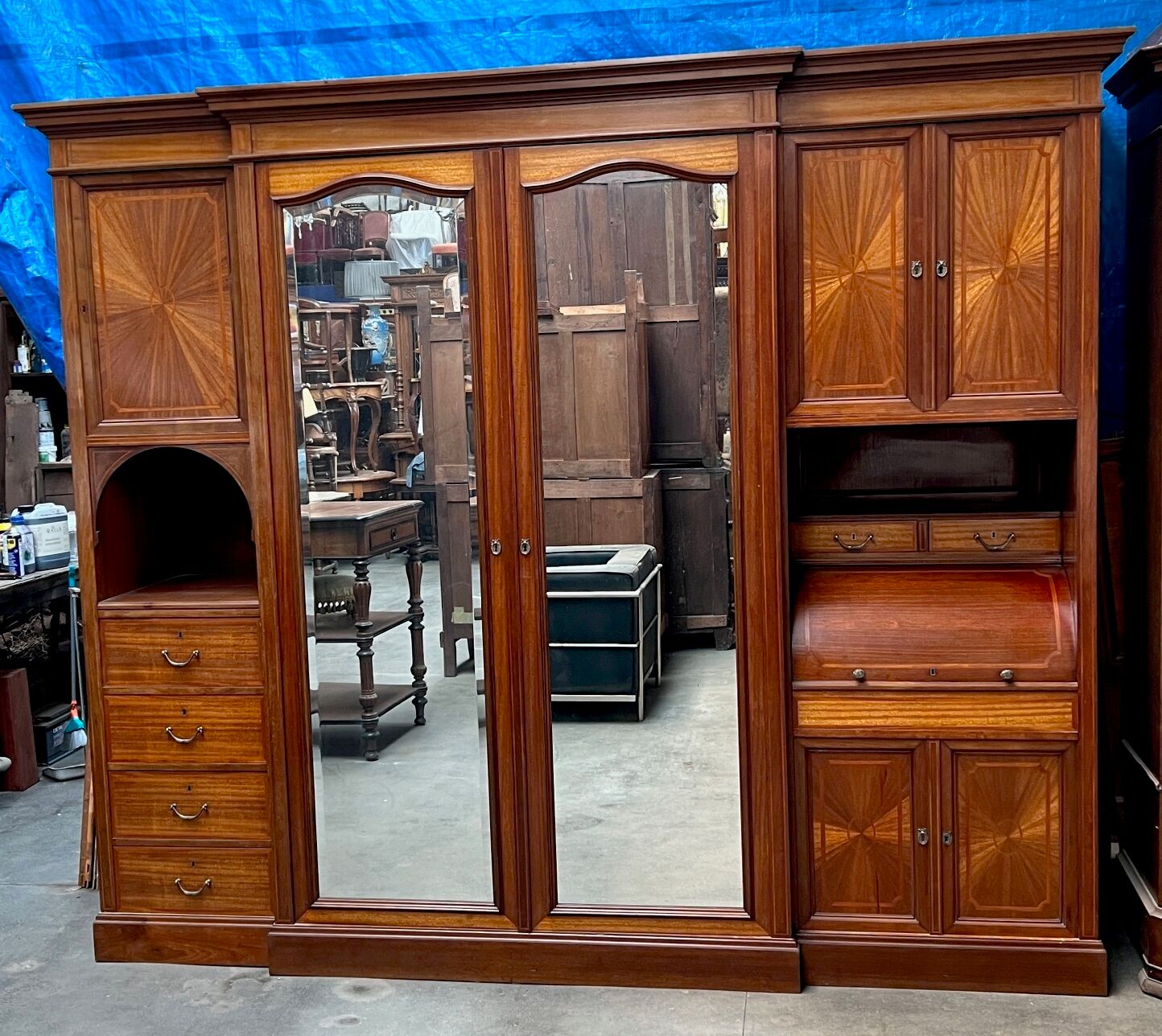 Wardrobe Rosel Manufacturer Brussels