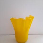 Handkerchief vase in satin yellow opaline