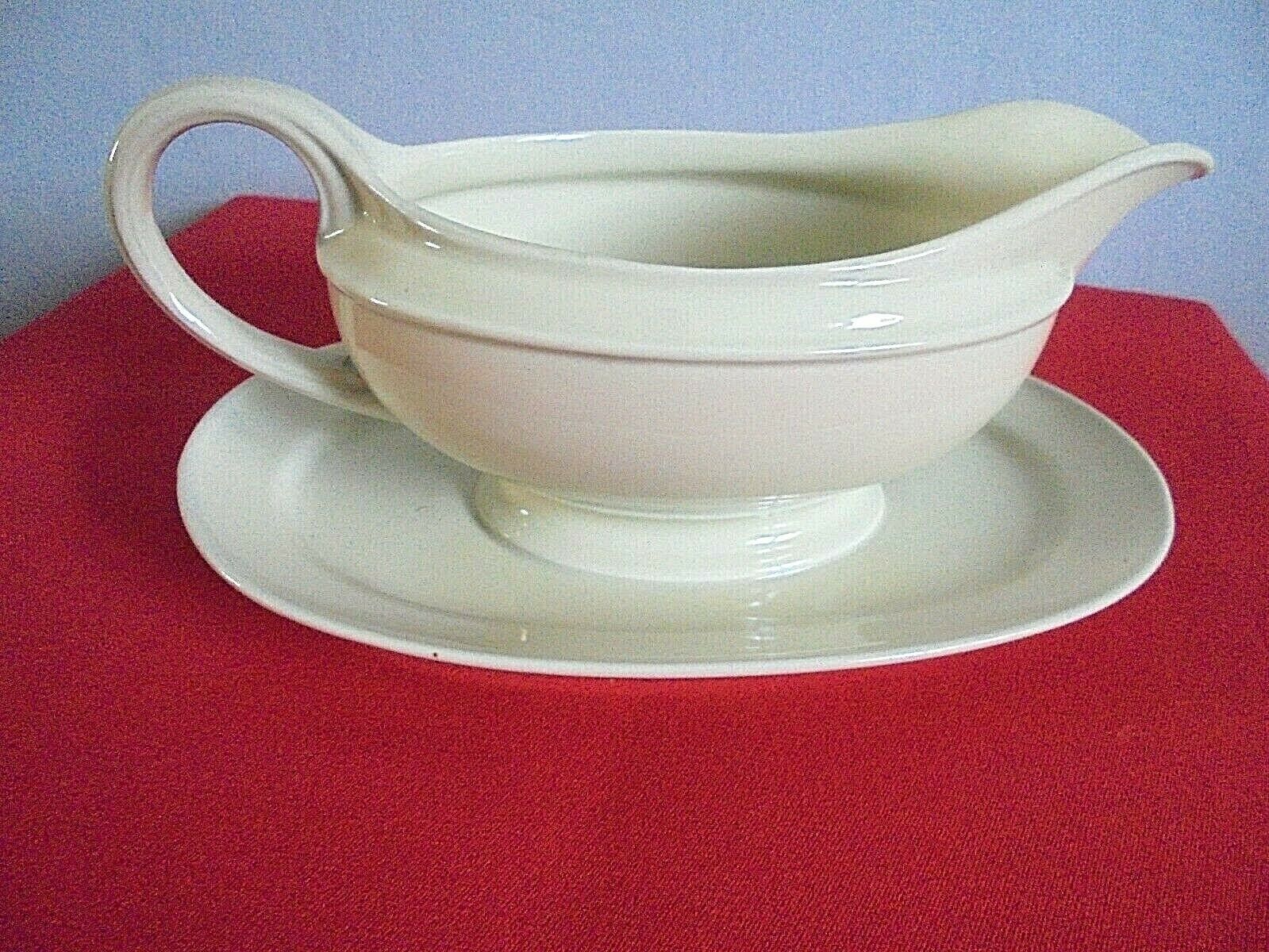 White ceramic saucière Hutschenreuther Hohenberg Evelyn US