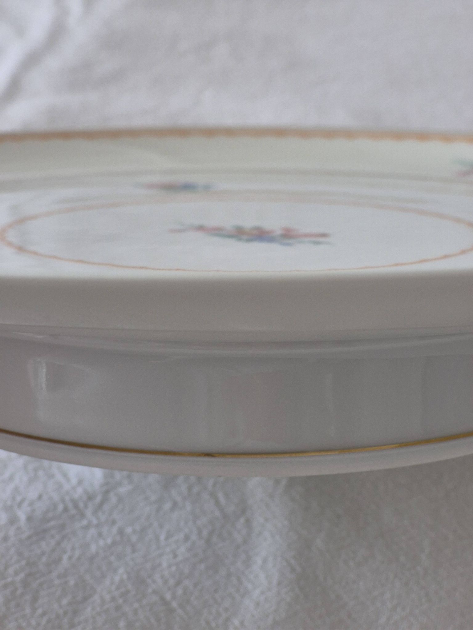 Dish on pedestal, Limoges porcelain, Albert Vignaud manufacture A565