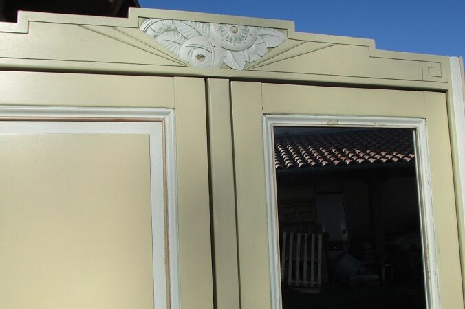 Wardrobe chic shabby