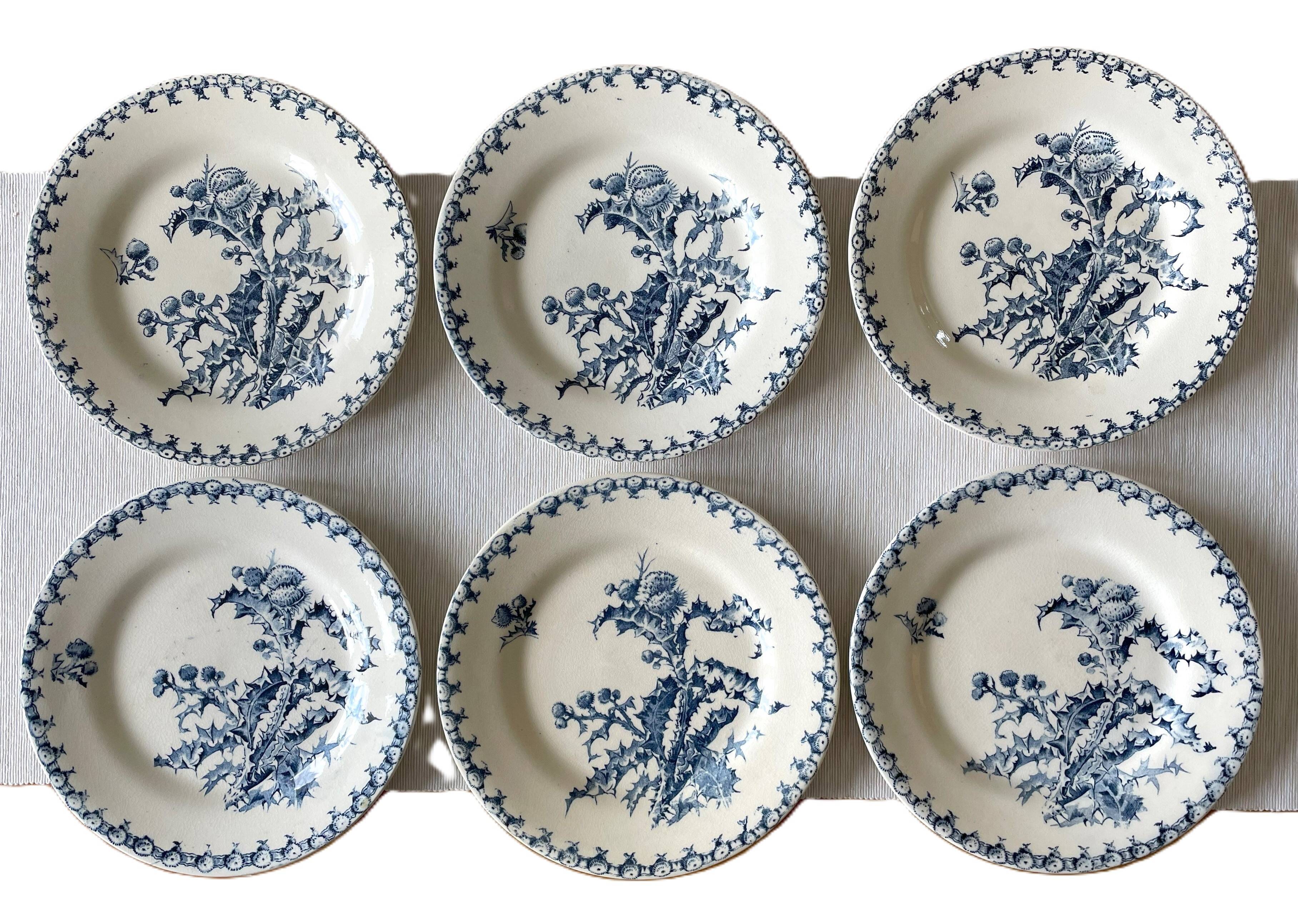 Assiettes à dessert anciennes en faïence de GIEN