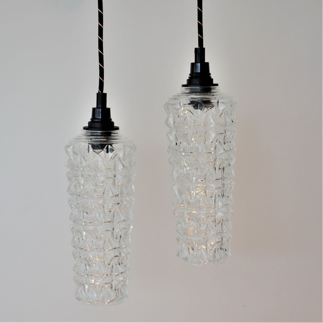 Pair of high-rise suspensions in chiseled glass - spindle shape of the 50s 60's -