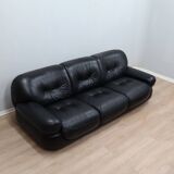3-Seater black leather Sapporo sofa by Mobil Girgi 1970s