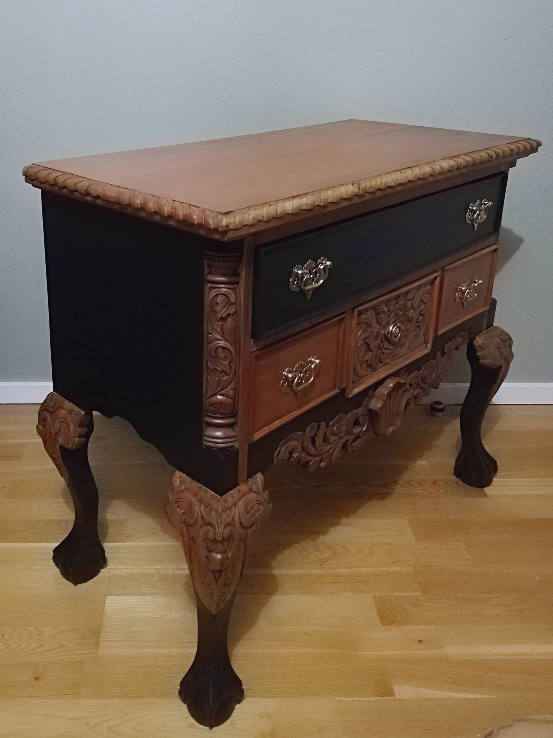 Commode anglaise