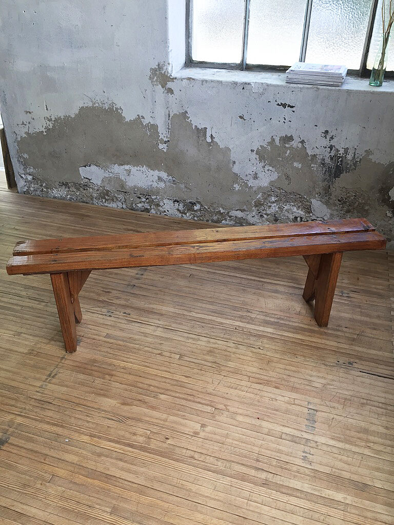 Artisanal pine bench