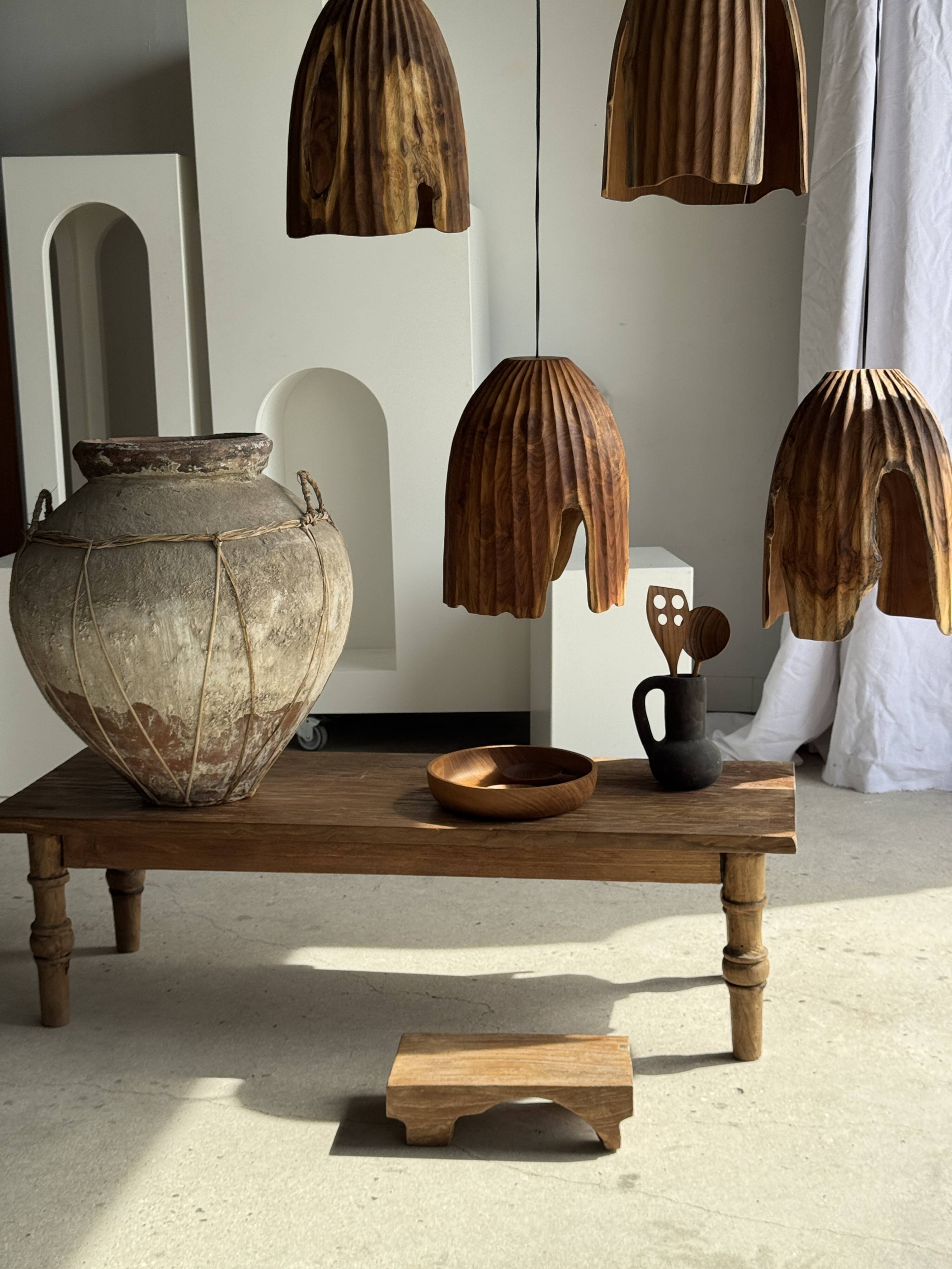 Large suspension or lampshade in organic natural teak, tubular H40 D30.