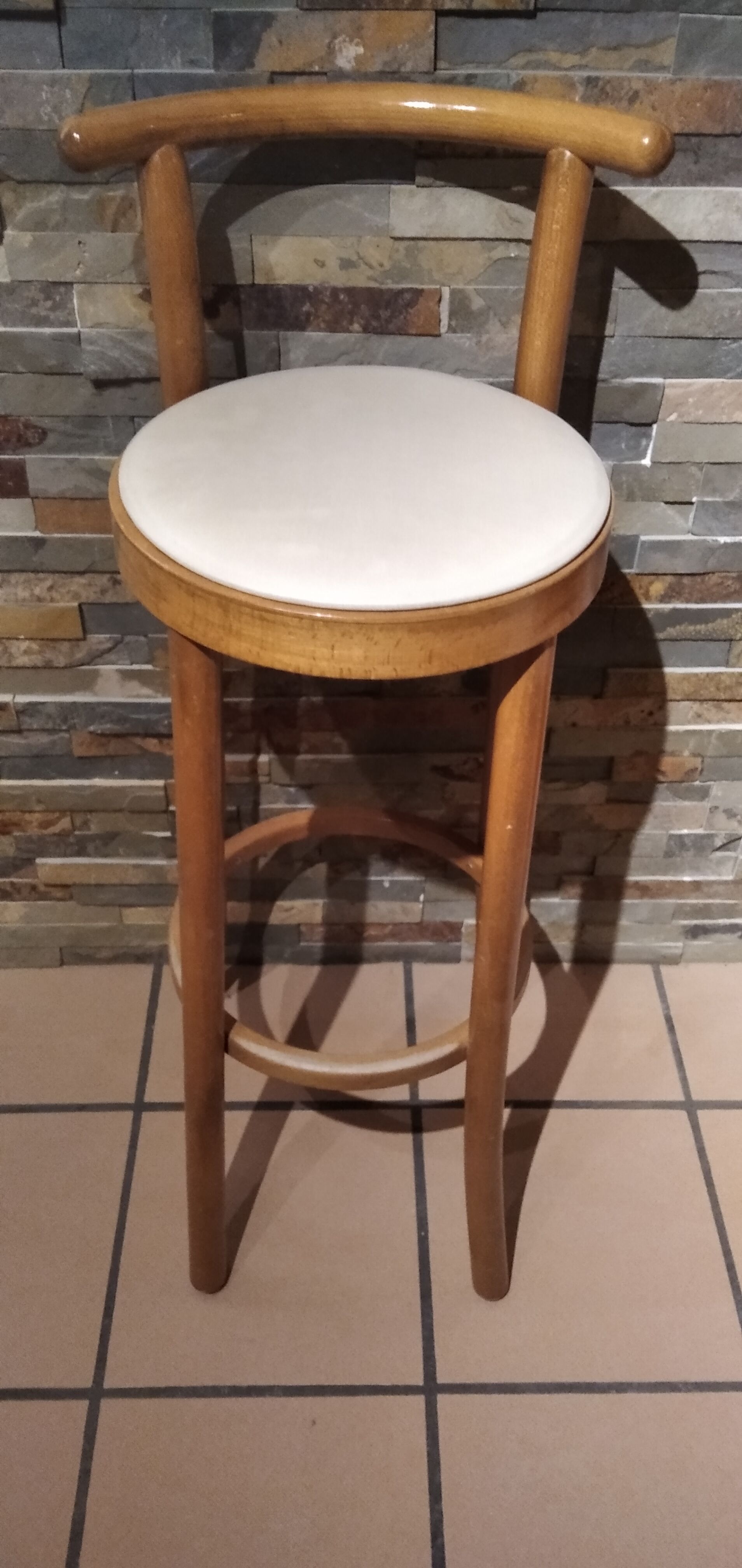 4 Baumann bar stools