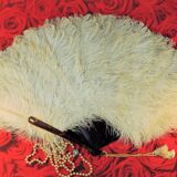 Large EVENTAIL in ostrich feather and scaled frame, nineteenth