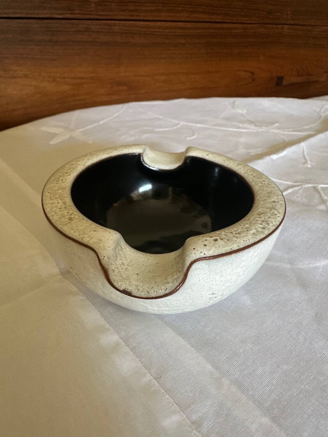 Two-Coloured Lava Ceramic Ashtray Design by Jaap Ravelli Scandinavian Vintage