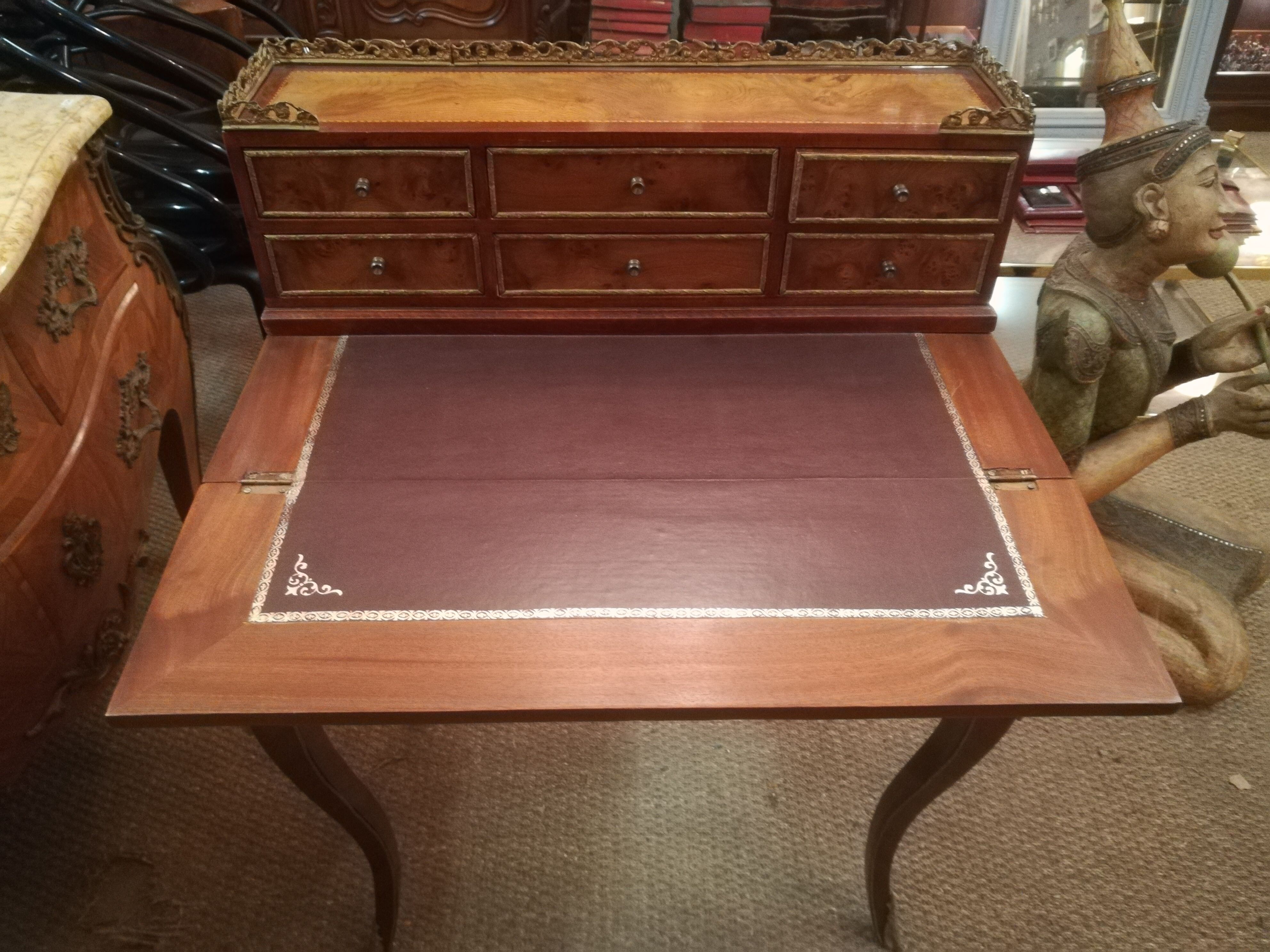 Secrétaire bonheur du jour en marqueterie